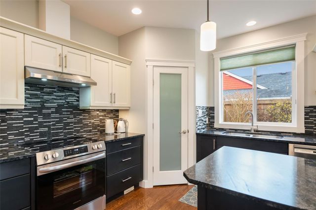 688-neden-french-creek-parksvillequalicum-26 at 688 Neden Way, French Creek, Parksville/Qualicum