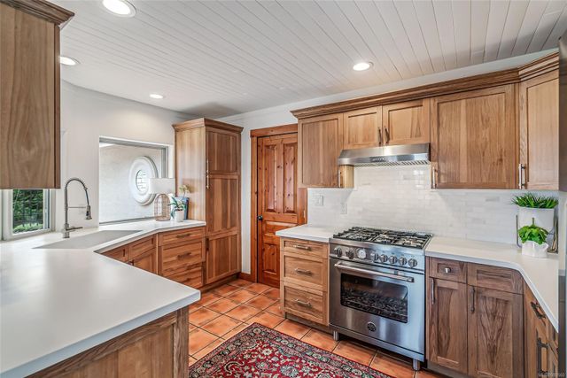 2145-sherbrooke-fairwinds-parksvillequalicum-06 at 2145 Sherbrooke Road, Fairwinds, Parksville/Qualicum