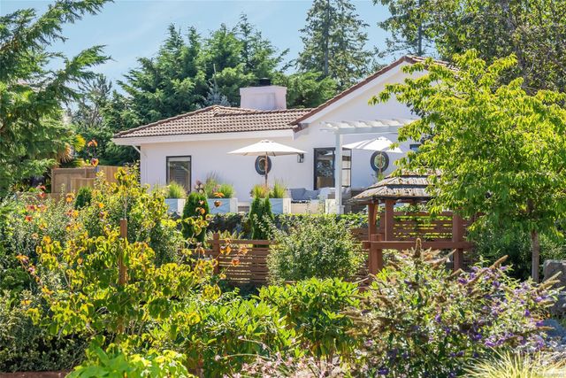 2145-sherbrooke-fairwinds-parksvillequalicum-27 at 2145 Sherbrooke Road, Fairwinds, Parksville/Qualicum