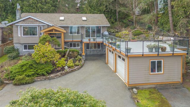 Front of House Aerial at 1567 Haida Way, Nanoose, Parksville/Qualicum