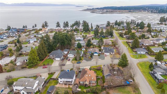 Aerial View - Oceaside Parksville at 426 Willow Street, Parksville, Parksville/Qualicum