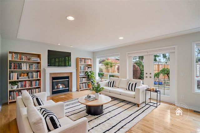 Virtually Staged - Living Area at 426 Willow Street, Parksville, Parksville/Qualicum