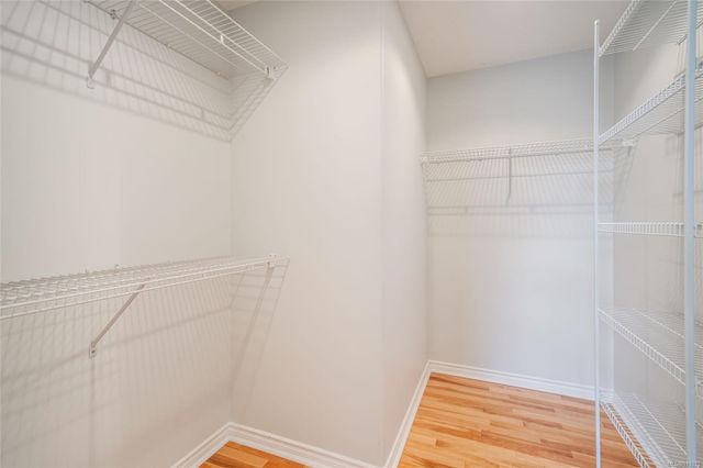 Walk in Closet at 426 Willow Street, Parksville, Parksville/Qualicum