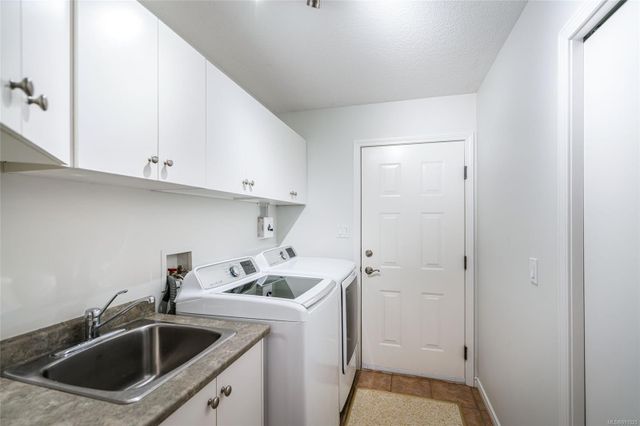 Laundry Room at 426 Willow Street, Parksville, Parksville/Qualicum