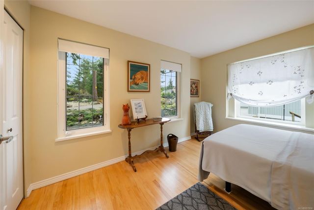 Bedroom at 2345 Eaglesfield Place, Fairwinds, Parksville/Qualicum