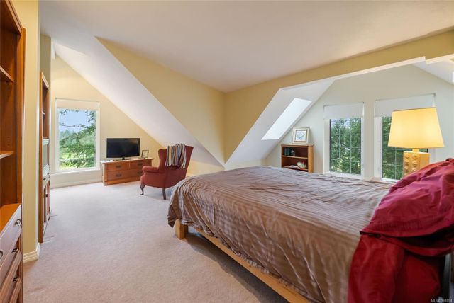 Bedroom at 2345 Eaglesfield Place, Fairwinds, Parksville/Qualicum