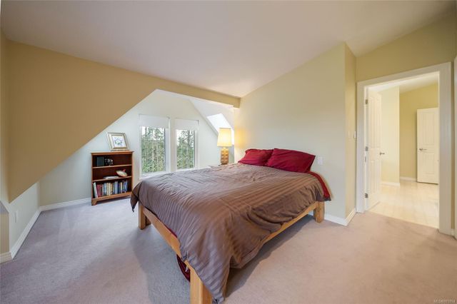 Bedroom at 2345 Eaglesfield Place, Fairwinds, Parksville/Qualicum