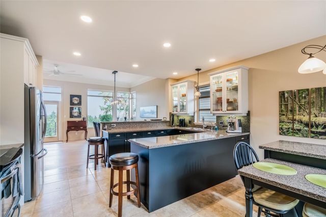 Kitchen at 3554 Goodrich Road, Fairwinds, Parksville/Qualicum