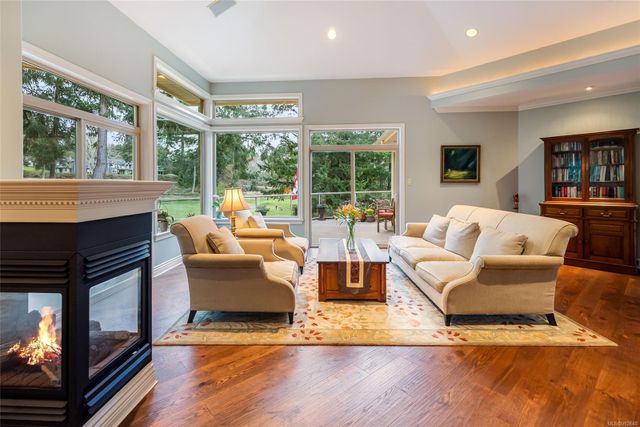 Living Room/Deck at 3595 Elginwood Place, Fairwinds, Parksville/Qualicum