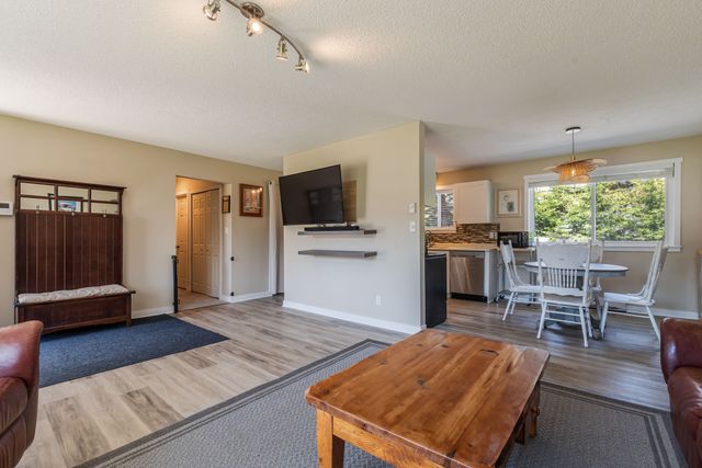 mcbride-pl-720-april-18-25 at 720 Mcbride Place, University District, Nanaimo