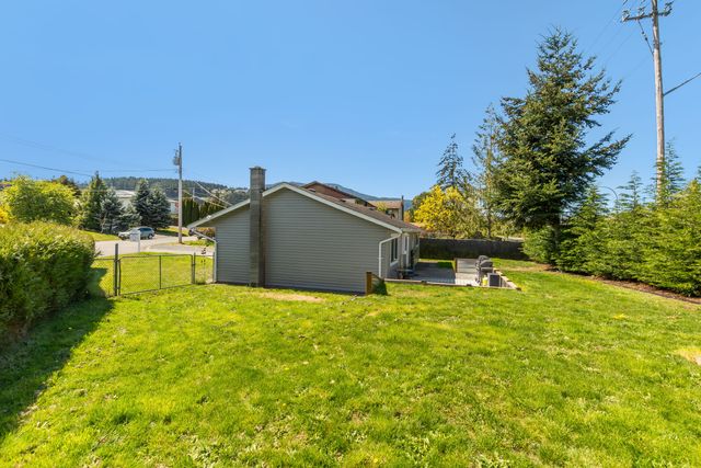 mcbride-pl-720-april-18-36 at 720 Mcbride Place, University District, Nanaimo