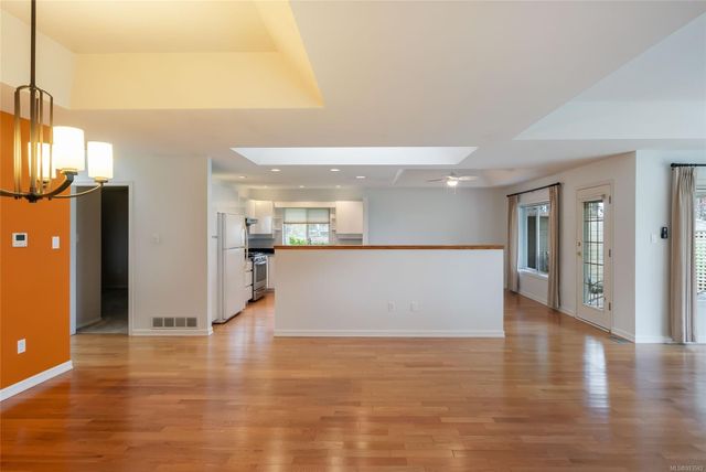 Kitchen View through Dining Area at 21 - 529 Johnstone Road, French Creek, Parksville/Qualicum