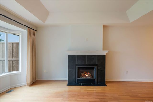 Fireplace at 21 - 529 Johnstone Road, French Creek, Parksville/Qualicum Fireplace at 21 - 529 Johnstone Road, French Creek, Parksville/Qualicum