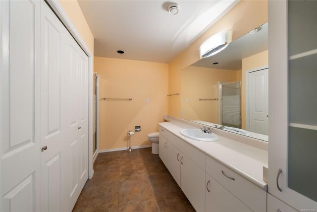 Bathroom at 21 - 529 Johnstone Road, French Creek, Parksville/Qualicum Bathroom at 21 - 529 Johnstone Road, French Creek, Parksville/Qualicum