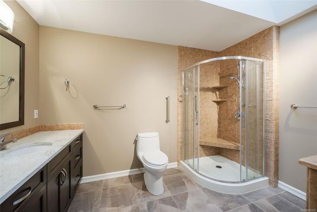 Shower Bathroom at 21 - 529 Johnstone Road, French Creek, Parksville/Qualicum Shower Bathroom at 21 - 529 Johnstone Road, French Creek, Parksville/Qualicum