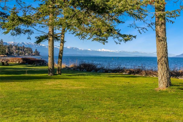 View towards Ocean at 21 - 529 Johnstone Road, French Creek, Parksville/Qualicum View towards Ocean at 21 - 529 Johnstone Road, French Creek, Parksville/Qualicum