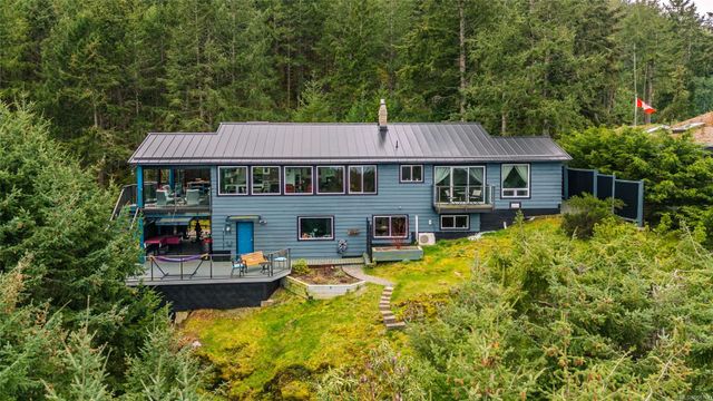 Surrounded by Nature at 2311 Mate Place, Nanoose, Parksville/Qualicum Surrounded by Nature at 2311 Mate Place, Nanoose, Parksville/Qualicum