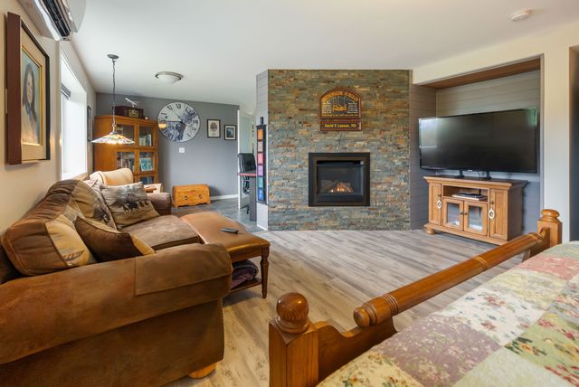 2nd Primary Bedroom/Games Room at 2311 Mate Place, Nanoose, Parksville/Qualicum