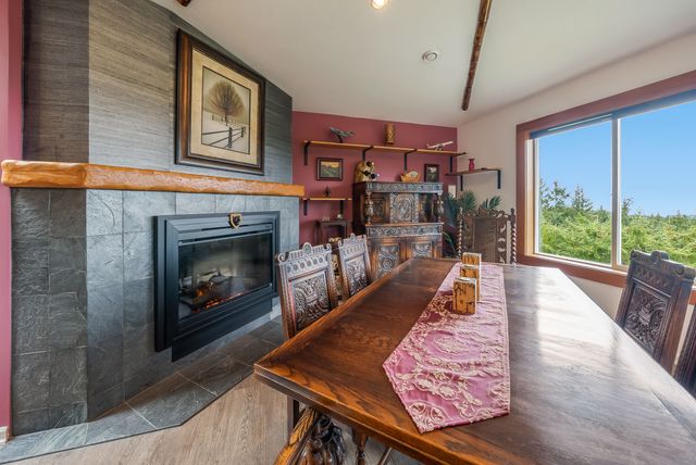 Fireplace/Sitting Area at 2311 Mate Place, Nanoose, Parksville/Qualicum Fireplace/Sitting Area at 2311 Mate Place, Nanoose, Parksville/Qualicum