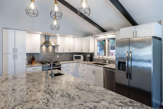 Kitchen Bench View at 674 Hawthorne Rise, French Creek, Parksville/Qualicum