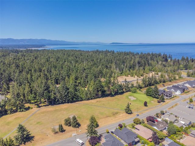 530-sandwedge-qualicum-beach-parksvillequalicum-16 at 530 Sandwedge Close, Qualicum Beach, Parksville/Qualicum