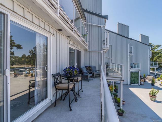 Balcony at 404 - 3555 Outrigger Road, Nanoose, Parksville/Qualicum Balcony at 404 - 3555 Outrigger Road, Nanoose, Parksville/Qualicum