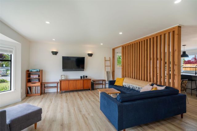 Living Room at 747 Camas Way, Parksville, Parksville/Qualicum
