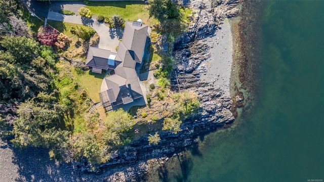 Private Oceanfront Estate at 1555 Seacrest Road, Nanoose, Parksville/Qualicum Private Oceanfront Estate at 1555 Seacrest Road, Nanoose, Parksville/Qualicum