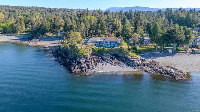 Oceanfront Point at 1555 Seacrest Road, Nanoose, Parksville/Qualicum Oceanfront Point at 1555 Seacrest Road, Nanoose, Parksville/Qualicum