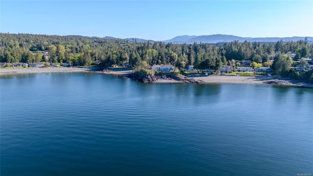Waterfront at 1555 Seacrest Road, Nanoose, Parksville/Qualicum Waterfront at 1555 Seacrest Road, Nanoose, Parksville/Qualicum