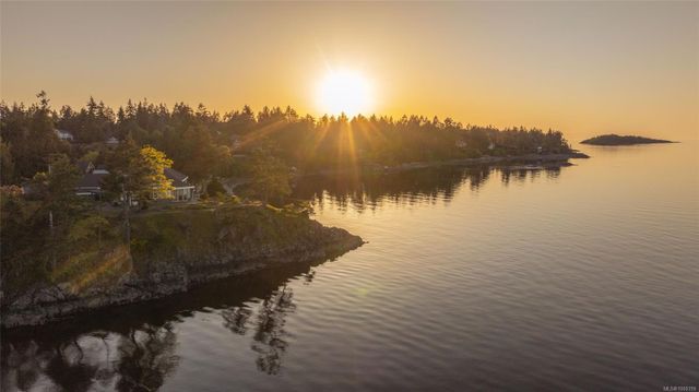 Sunset Views at 1555 Seacrest Road, Nanoose, Parksville/Qualicum Sunset Views at 1555 Seacrest Road, Nanoose, Parksville/Qualicum