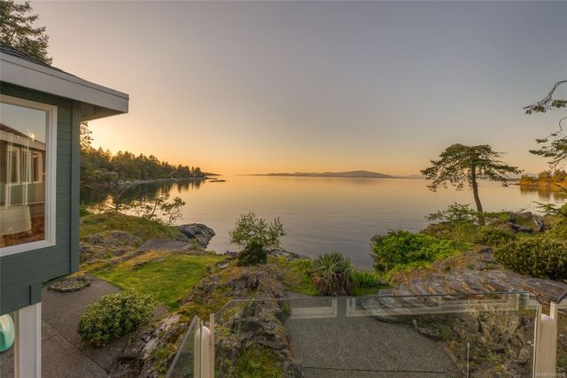 Twilight Views at 1555 Seacrest Road, Nanoose, Parksville/Qualicum Twilight Views at 1555 Seacrest Road, Nanoose, Parksville/Qualicum