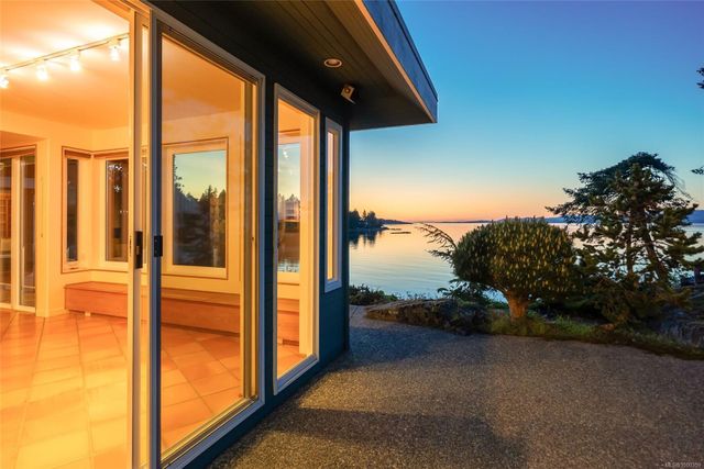 Patio Doors at 1555 Seacrest Road, Nanoose, Parksville/Qualicum Patio Doors at 1555 Seacrest Road, Nanoose, Parksville/Qualicum