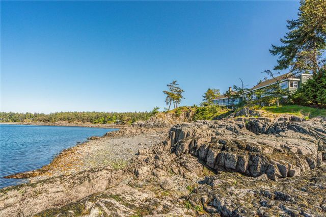 Oceanfront at 1555 Seacrest Road, Nanoose, Parksville/Qualicum Oceanfront at 1555 Seacrest Road, Nanoose, Parksville/Qualicum