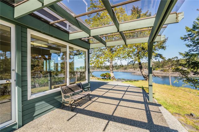 Covered Outdoor Area at 1555 Seacrest Road, Nanoose, Parksville/Qualicum Covered Outdoor Area at 1555 Seacrest Road, Nanoose, Parksville/Qualicum