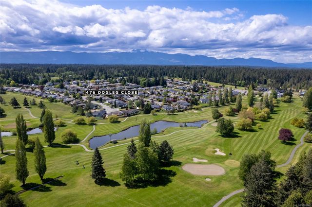 Aerial View of Golf Course at 476 Dogleg Close, Qualicum Beach, Parksville/Qualicum