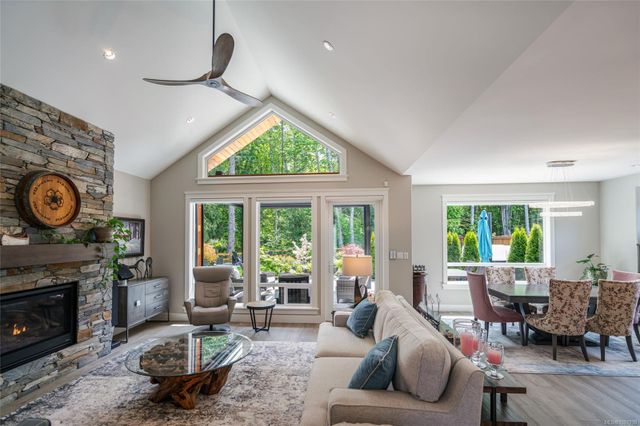 725-imperial-french-creek-parksvillequalicum-11 at 725 Imperial Drive, French Creek, Parksville/Qualicum