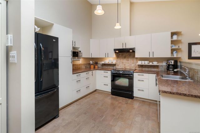 885-berwick-qualicum-beach-parksvillequalicum-29 at 18 - 885 S Berwick Road, Qualicum Beach, Parksville/Qualicum