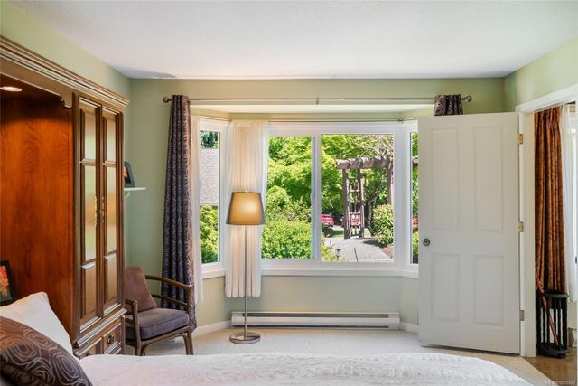 885-berwick-qualicum-beach-parksvillequalicum-36 at 18 - 885 S Berwick Road, Qualicum Beach, Parksville/Qualicum