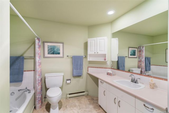 885-berwick-qualicum-beach-parksvillequalicum-37 at 18 - 885 S Berwick Road, Qualicum Beach, Parksville/Qualicum