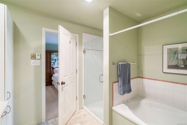 885-berwick-qualicum-beach-parksvillequalicum-38 at 18 - 885 S Berwick Road, Qualicum Beach, Parksville/Qualicum