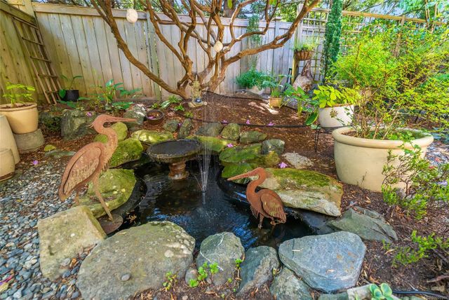 885-berwick-qualicum-beach-parksvillequalicum-44 at 18 - 885 S Berwick Road, Qualicum Beach, Parksville/Qualicum