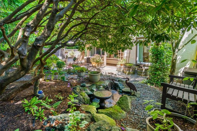 885-berwick-qualicum-beach-parksvillequalicum-49 at 18 - 885 S Berwick Road, Qualicum Beach, Parksville/Qualicum