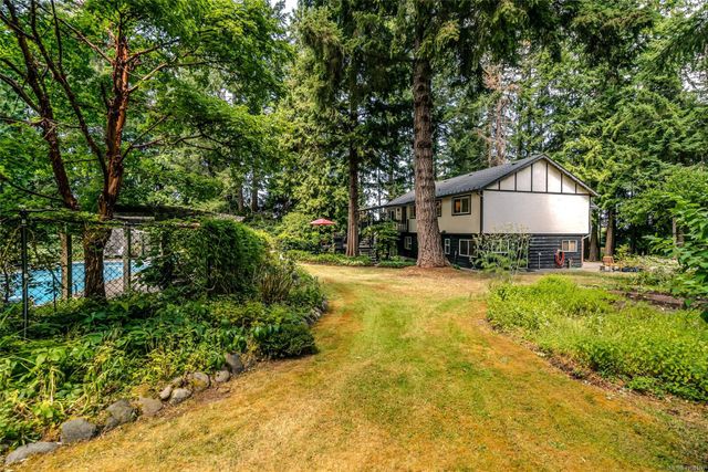 6863-eastwind-upper-lantzville-nanaimo-42 at 6863 Eastwind Drive, Upper Lantzville, Nanaimo