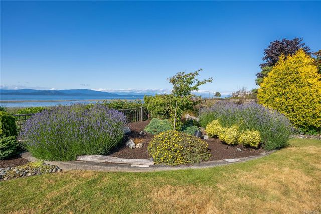 Garden at 1489 Admiral Tryon Boulevard, French Creek, Parksville/Qualicum
