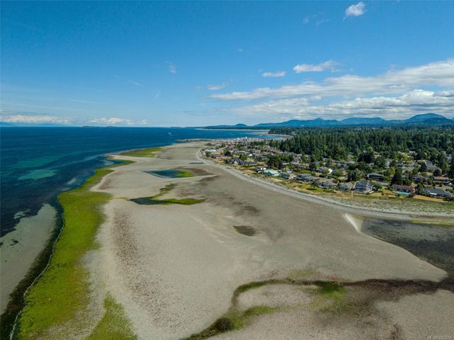 Beach at 1489 Admiral Tryon Boulevard, French Creek, Parksville/Qualicum