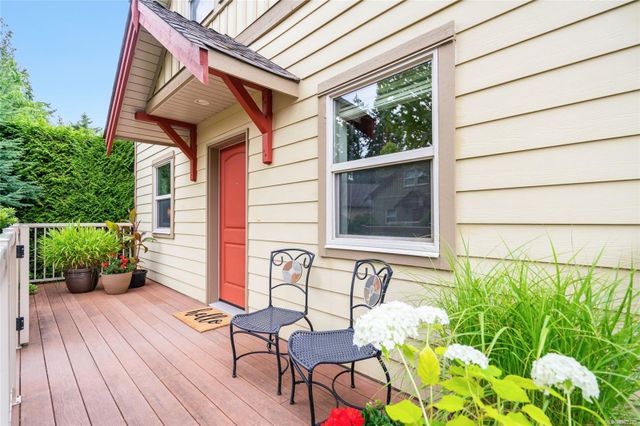 1130-resort-parksville-parksvillequalicum-02 at 219 - 1130 Resort Drive, Parksville, Parksville/Qualicum