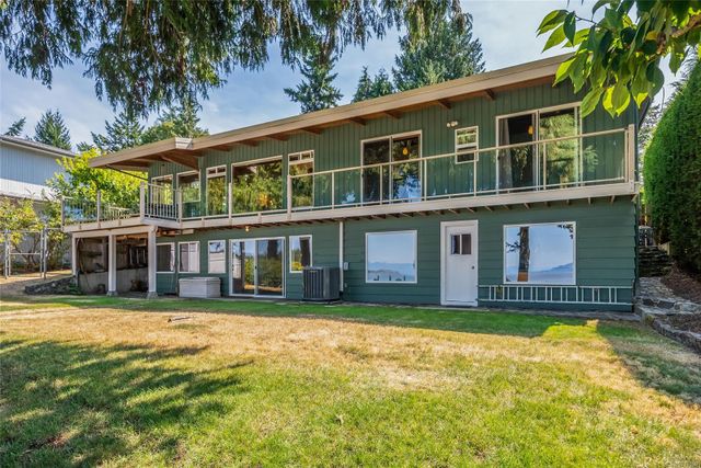 Rear Exterior View at 1558 Haida Way, Nanoose, Parksville/Qualicum