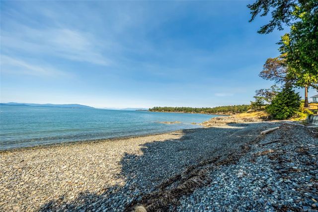 Beach View at 1558 Haida Way, Nanoose, Parksville/Qualicum