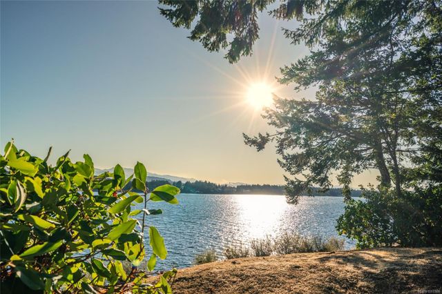 1419-madrona-nanoose-parksvillequalicum-31 at 1419 Madrona Drive, Nanoose, Parksville/Qualicum